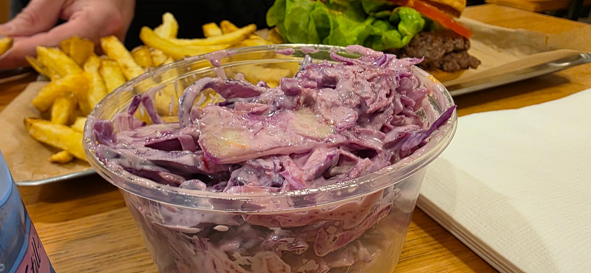 Un coleslaw chez Mealz à Lausanne.