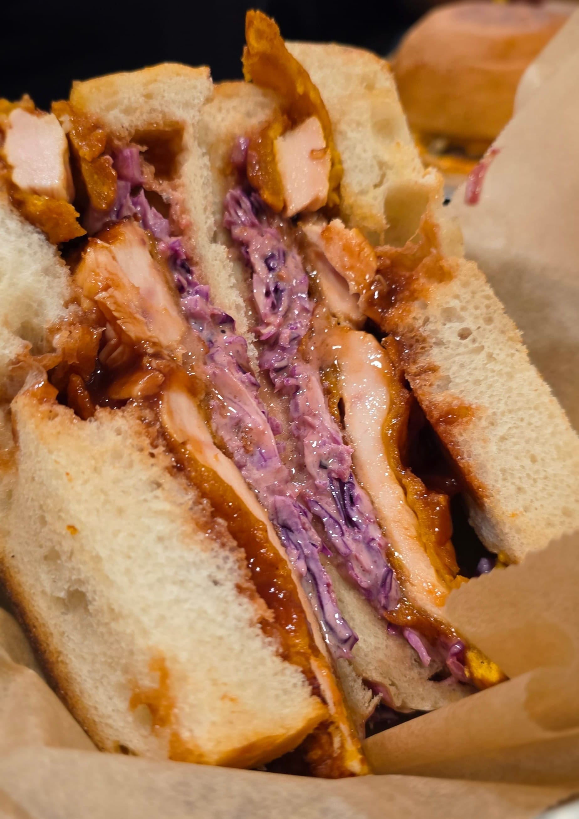 Un sando au poulet chez Mealz à Lausanne.