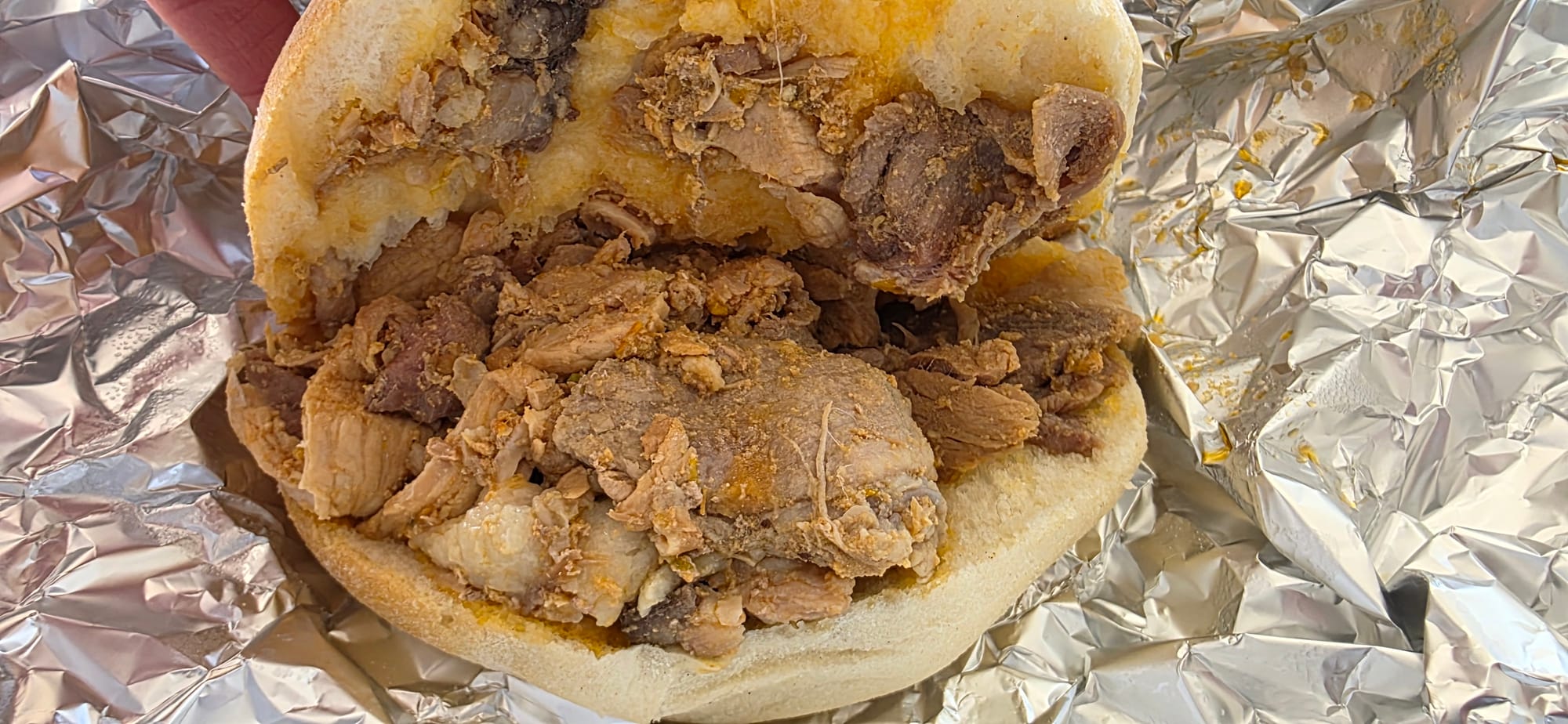 La viande dans la bifana à la Casa Portuguesa de Romanel.