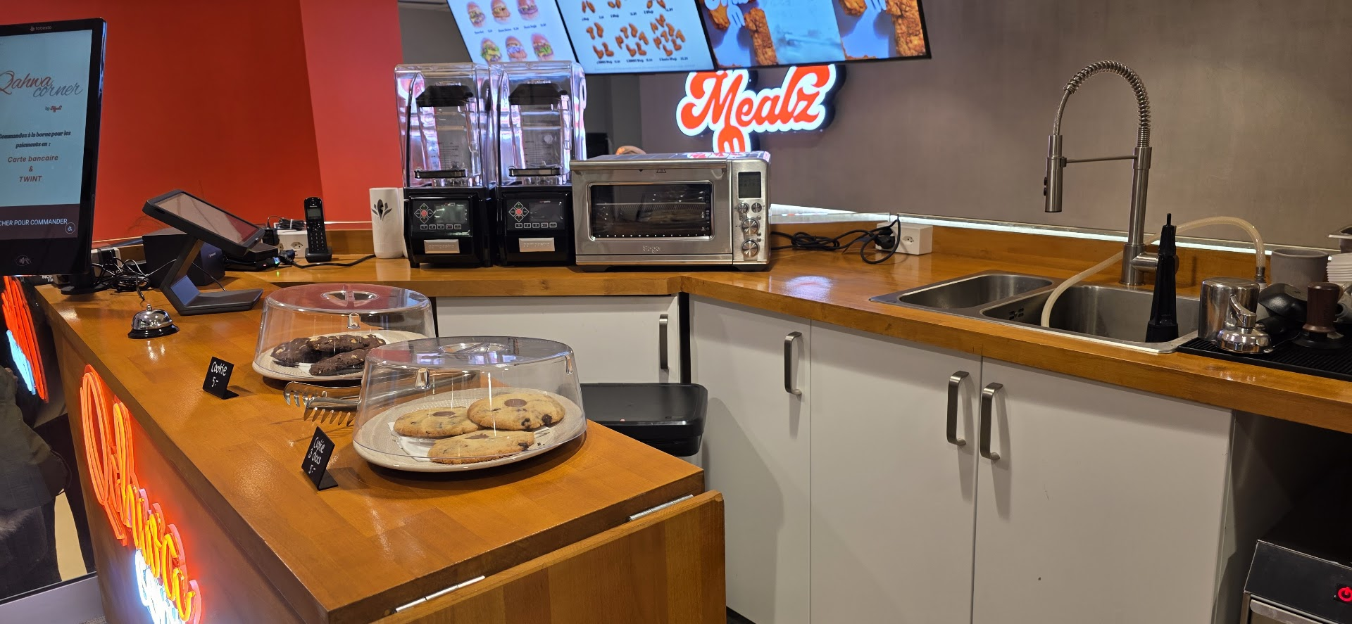 Le coin café chez Mealz à Lausanne.